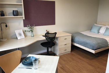 1 bed studio, Lady Lawson Street, Tollcross, Edinburgh, EH39DH - Image 4